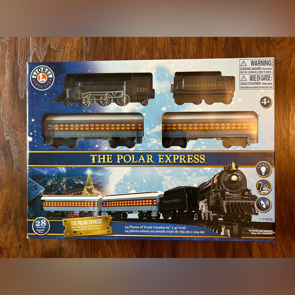Polar Express Lionel Train Set NEW